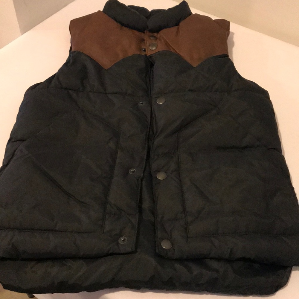 Kids Gap Vest Size 6-7